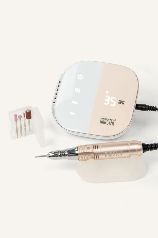 Nailster elektrisk neglefil - inklusiv 4 negle bits | Nailster Denmark