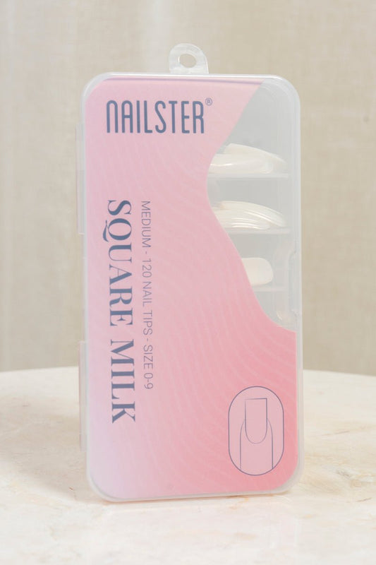 Square Medium Milk Tipper (120 stk) | Nailster Norway