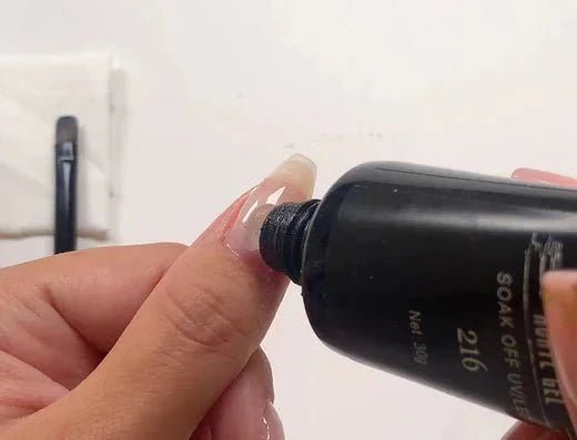 Fjerning og oppfylling med Polygel - Nailster Norway