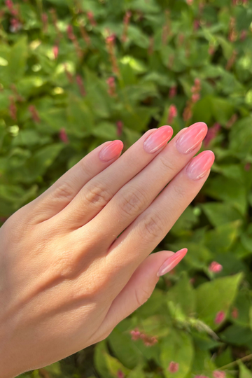 Peachy Nude Look