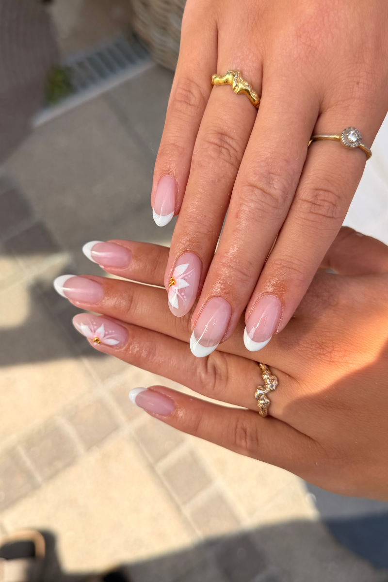 Floral French Look