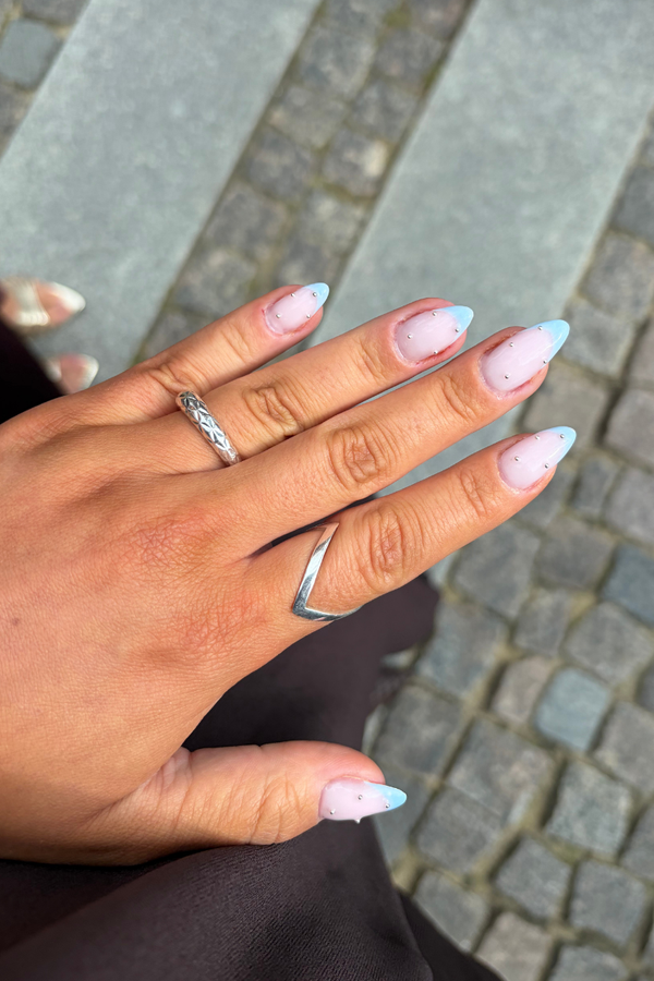 Frosted French Look