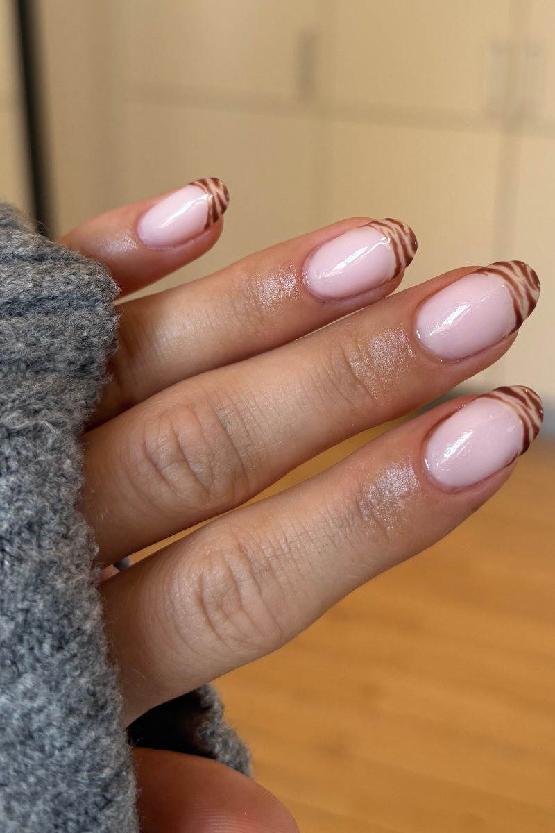 Brown Ripple Look