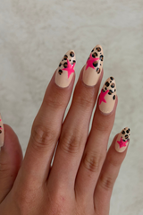 Pink Instinct Look