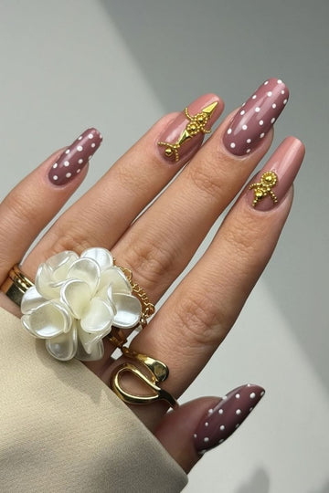 Treasure Look