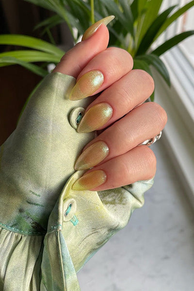 Awake  · 284 - Hand