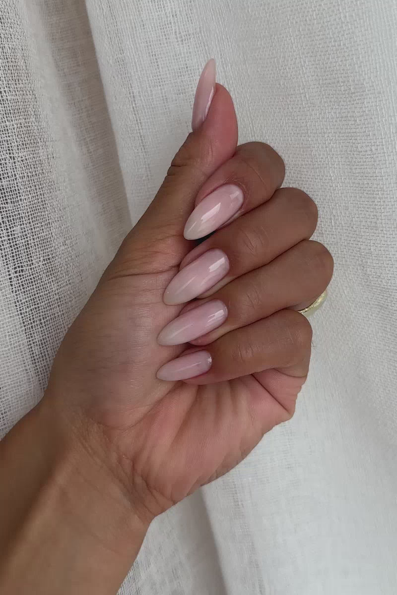 Bare Blush · 473