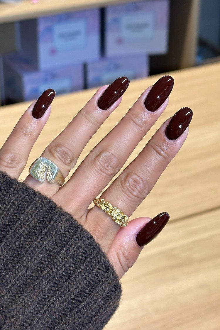 Black Cherry Bite · 511 – Gel Polish fra Nailster, bilde 3
