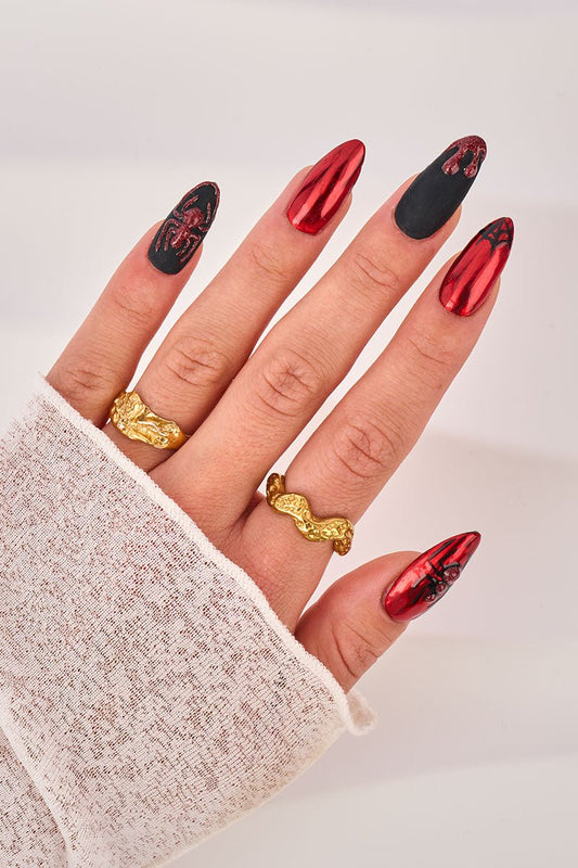 Blood Web Look | Nailster Denmark