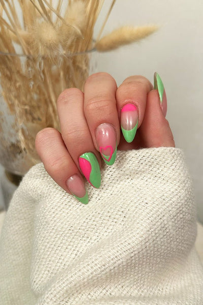 Bohemian Green  · 61 - Hand
