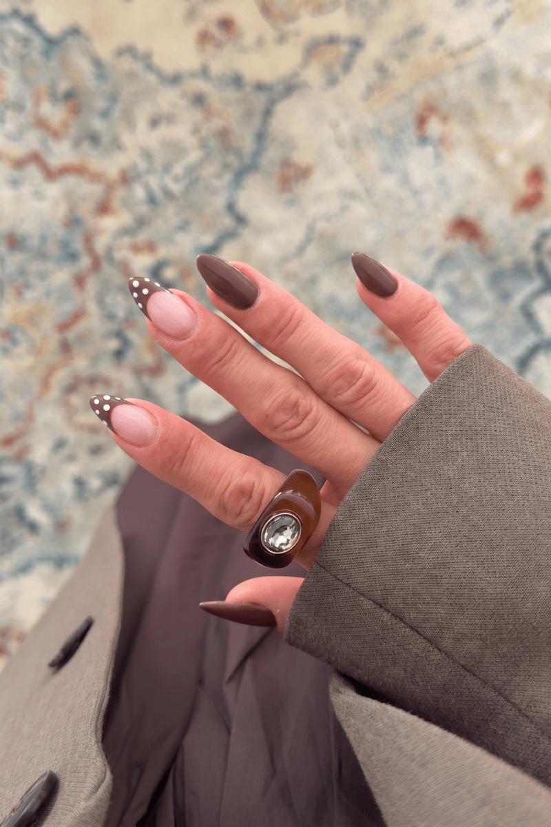 Capricious Dots Look