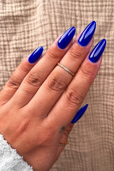 Cosmic Blue  · 406 - Hand