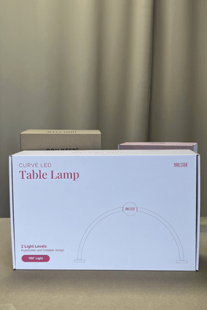 Curve LED Bordlampe