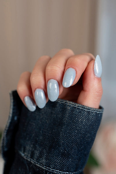 Frosting Baby Blue Glitter  · 445 - Hand