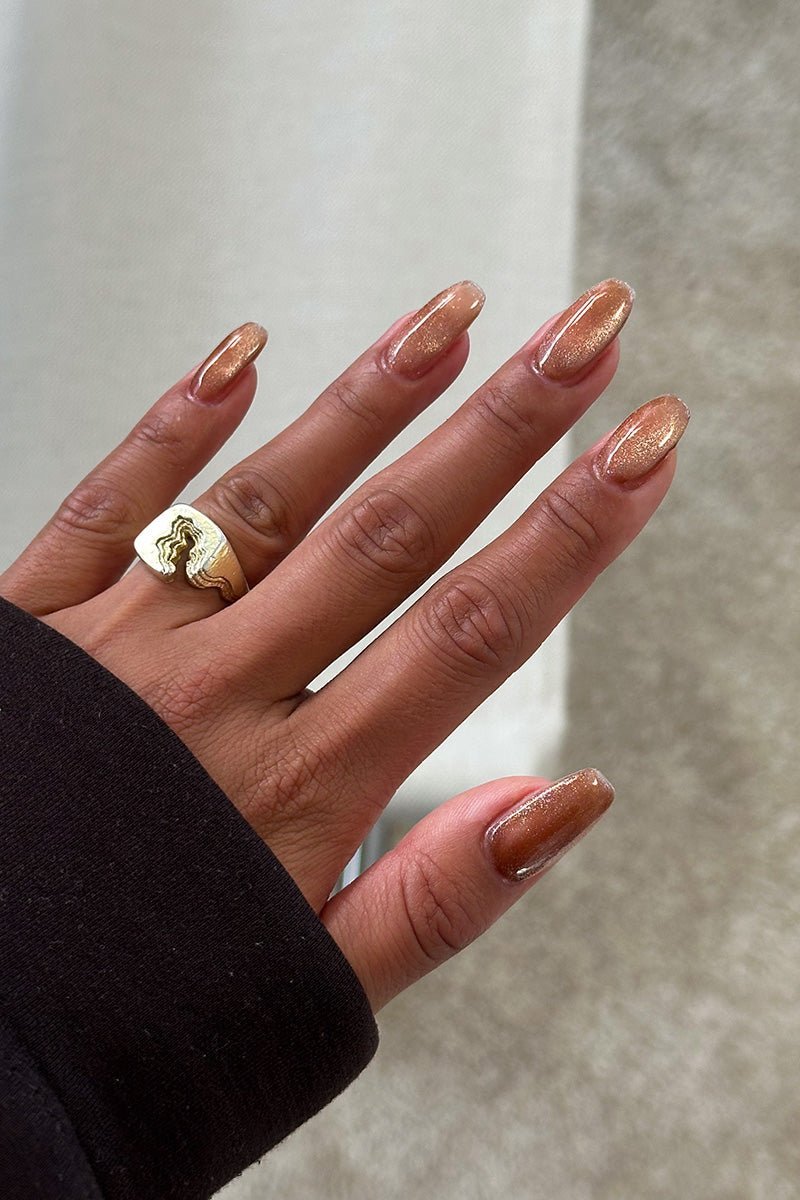 Hazelnut Cat Eye · 497