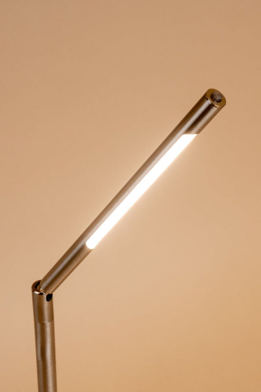 LED Neglebordlampe | Nailster Norway