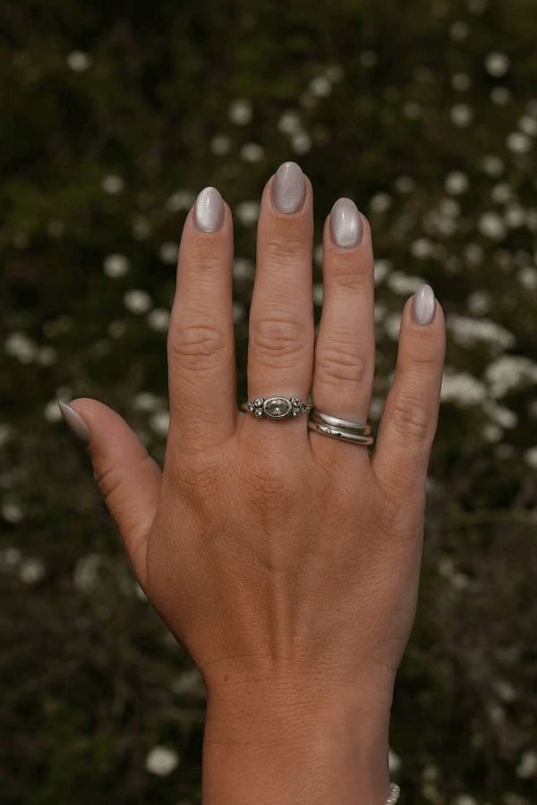 Moon Cat Eye · 550