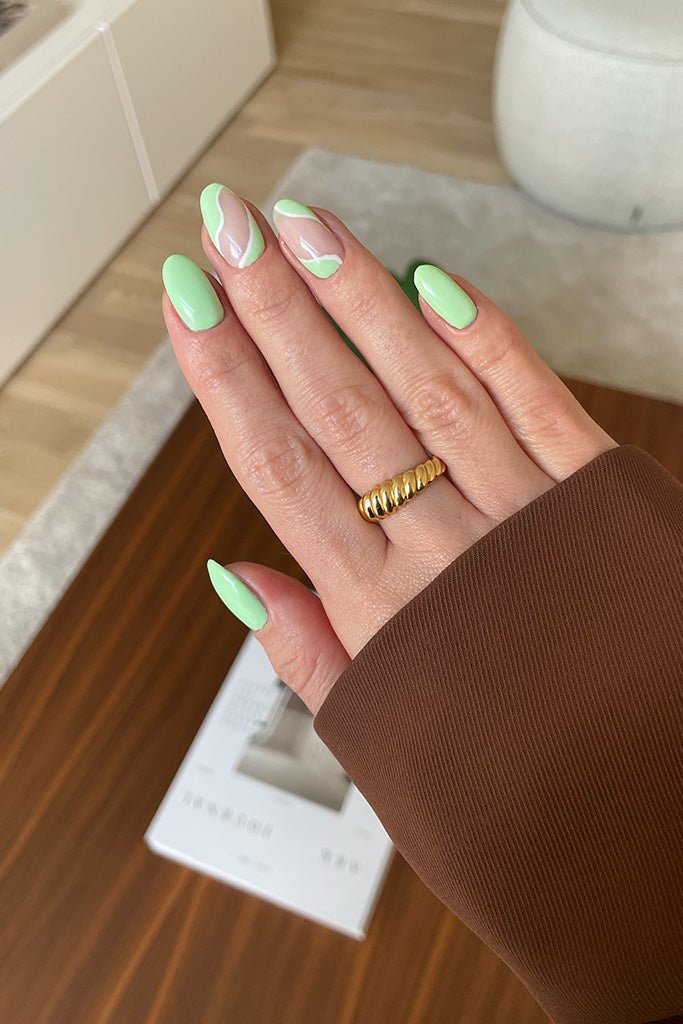 Pastel Green · 63 | Nailster Norway