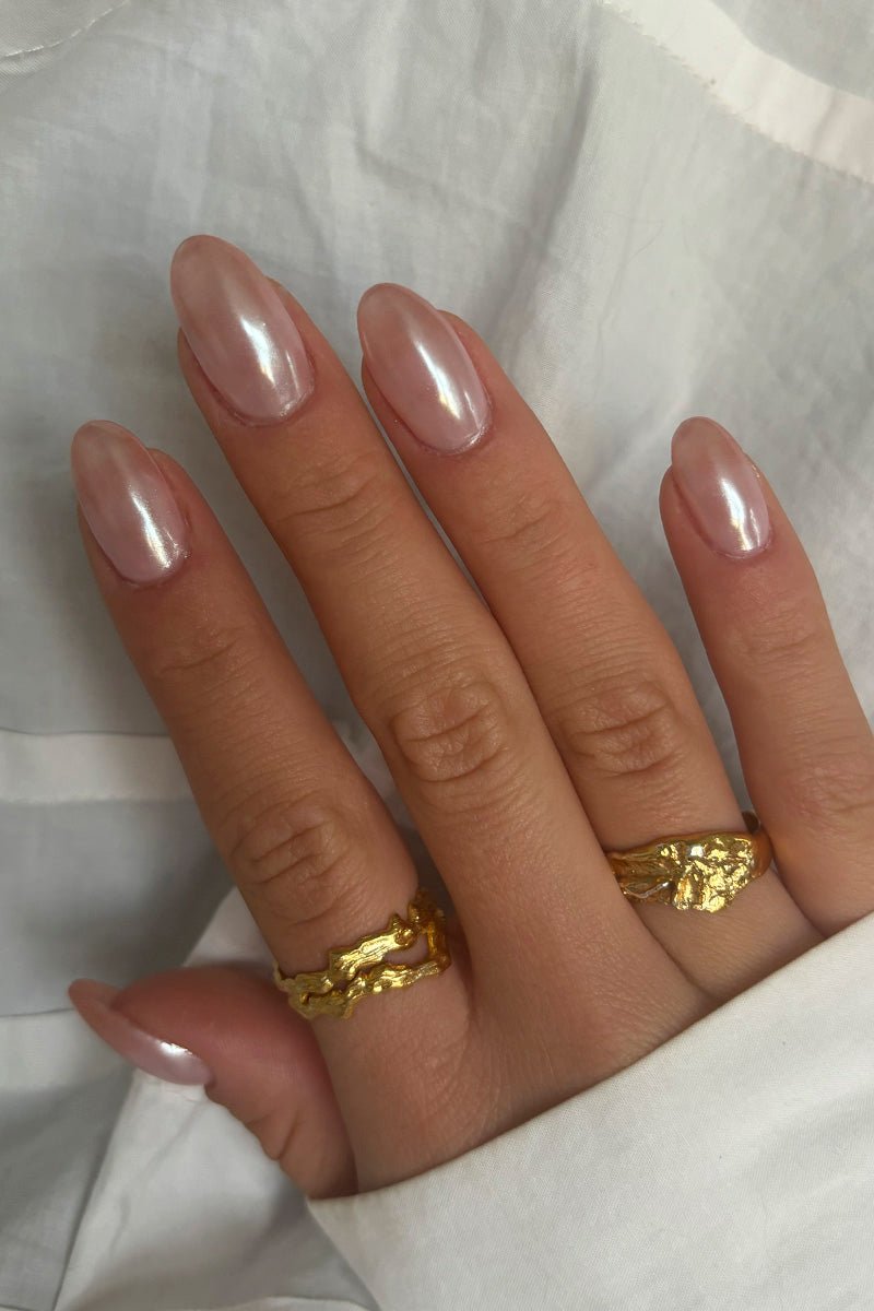 Pearl Ombre Look | Nailster Norway