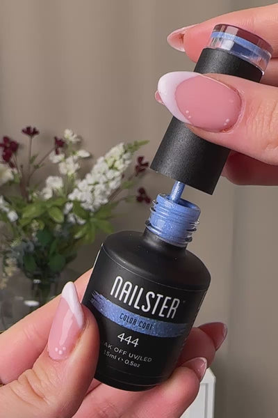 Blue Ice Glitter  · 444 - Color