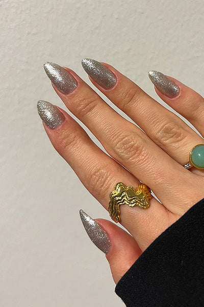 Silver Light  · 147 - Hand