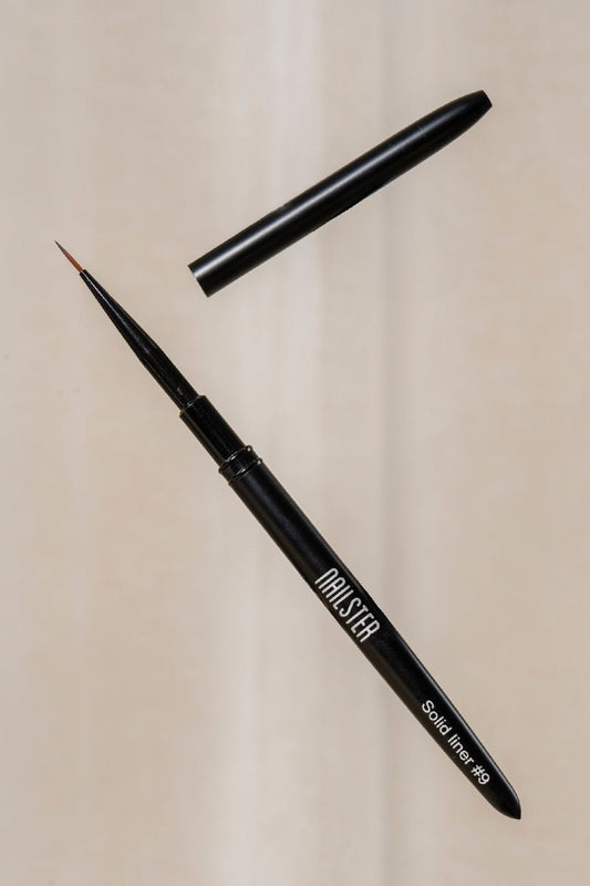 Solid Liner Brush #9 | Nailster Norway