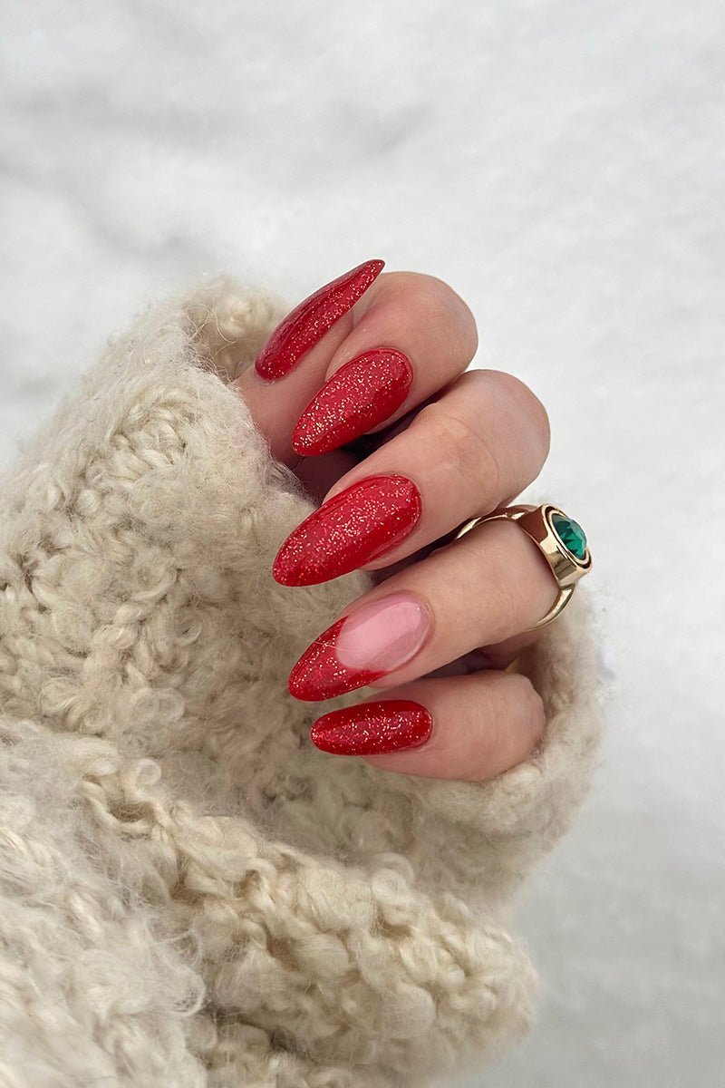 Sparkling Ruby Winter | Nailster Norway